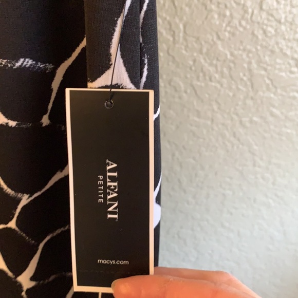 Macy’s Alfani Petite Animal Print skirt - Picture 5 of 6